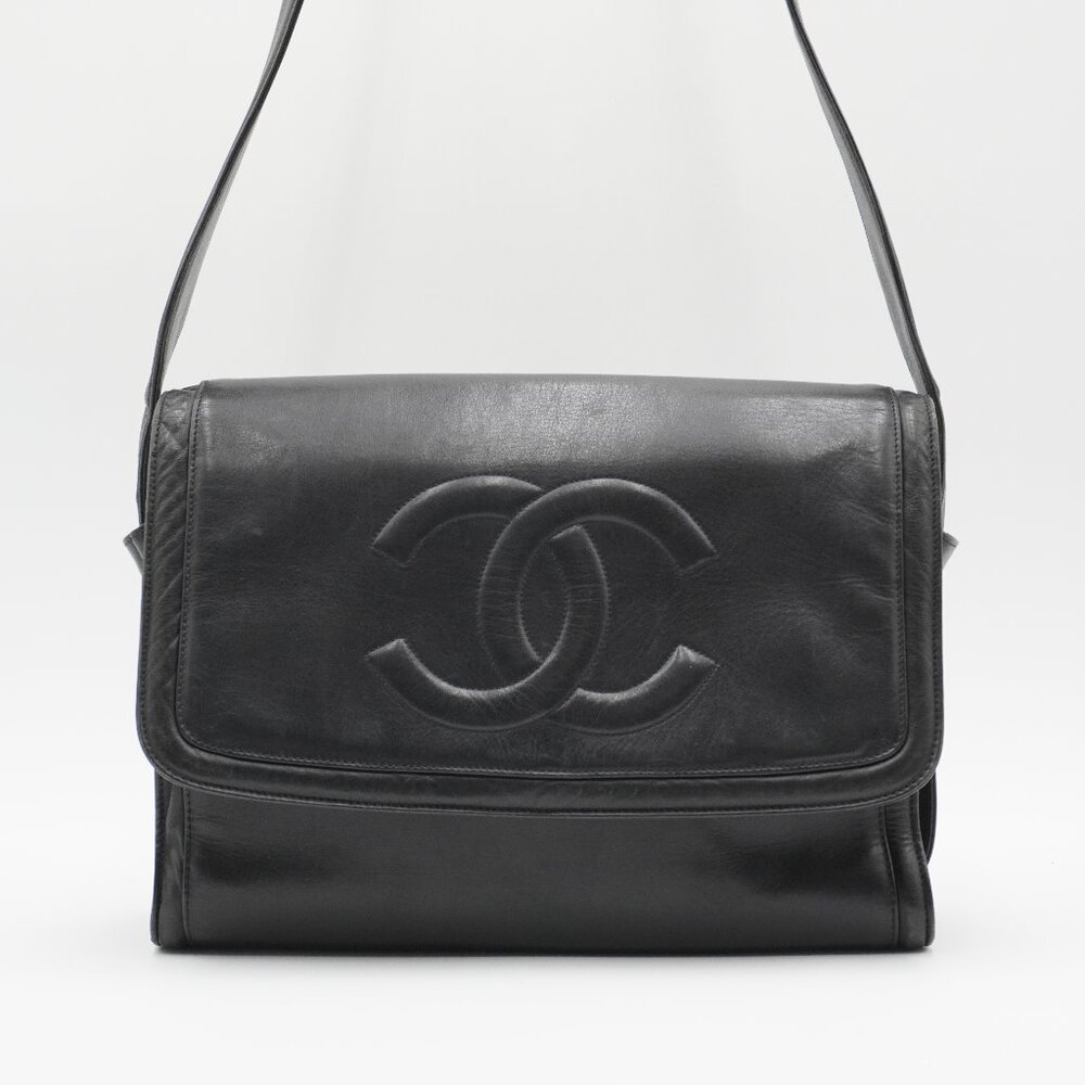 *SOLD* CHANEL Navy Lambskin CC Shoulder Bag - Pre-Owned